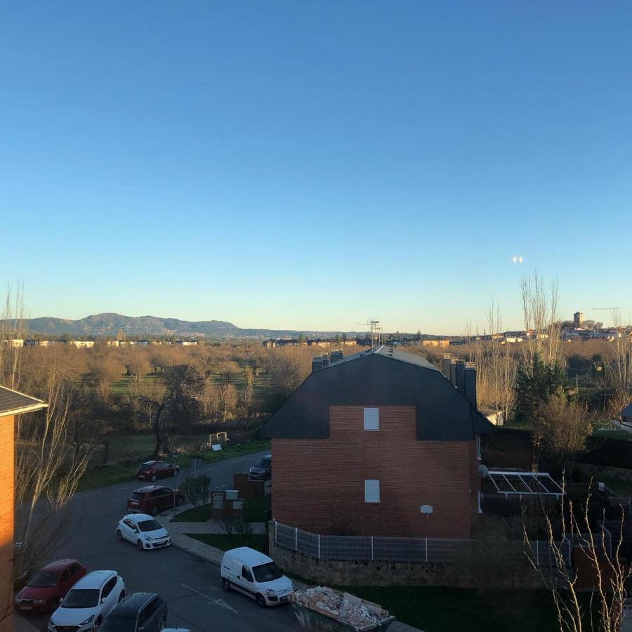 Ferienwohnung Guadarrama, Atico Nuevo Con Espectaculares Vistas Exterior foto